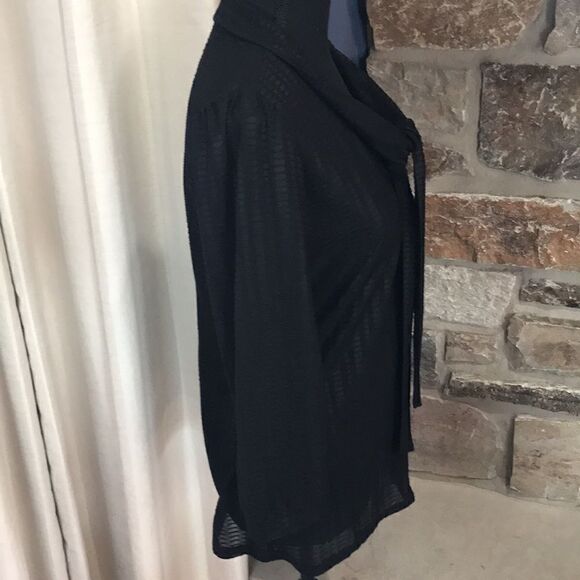 Maurices Women's Button-Down Blouse, Medium, Black - Picture 4 of 10